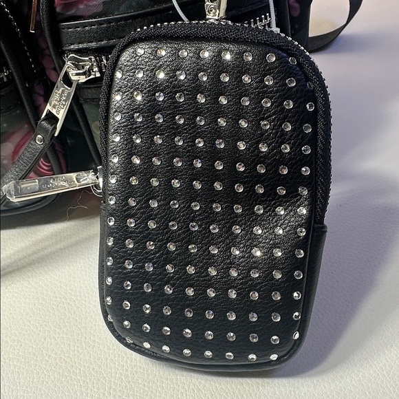 NEW Madden Girl Mini Black Floral Backpack and Removable Jeweled Zipper Pouch - Picture 8 of 8